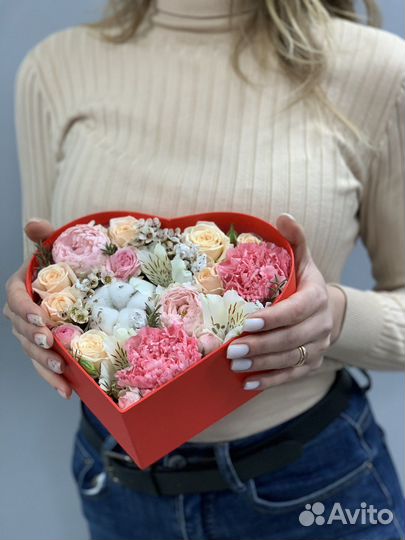 Подарок цветы в коробке