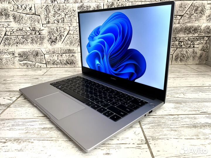 Топовый Ультрабук Huawei NBD-WDI9