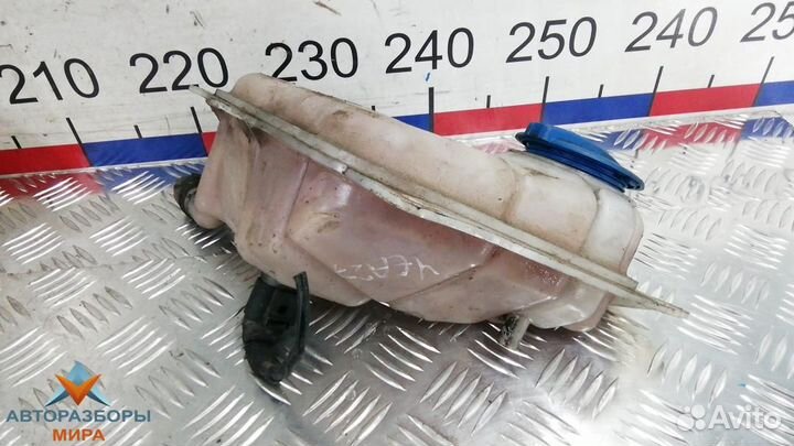 Бачок расширительный Volkswagen Passat B5 рест