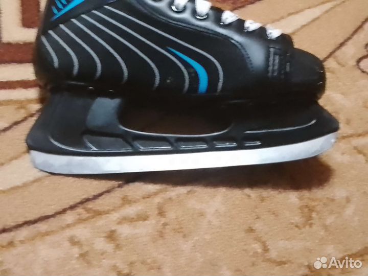 Коньки хоккейные TT 40