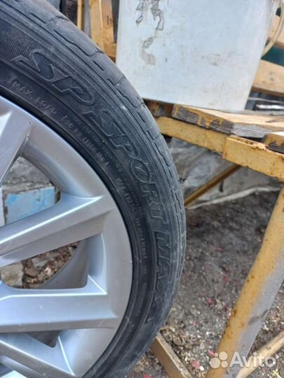 Dunlop SP Sport Maxx 215/45 R16 75