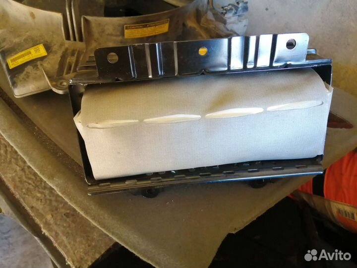 Подушка на руль и на панель шевроле