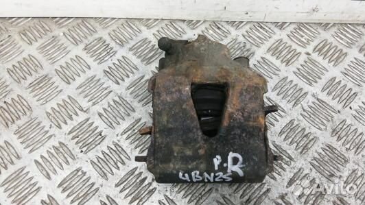 Суппорт тормозной передний правый skoda fabia 1 (4