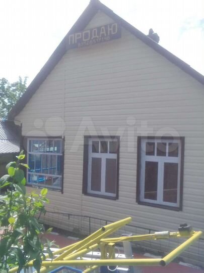 Дом 35 м² на участке 10 сот.