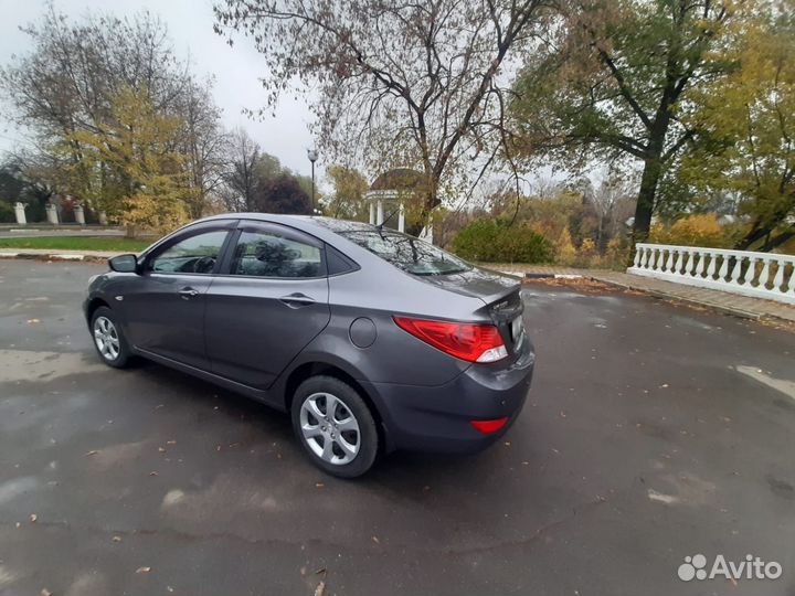 Hyundai Solaris 1.4 AT, 2011, 179 000 км