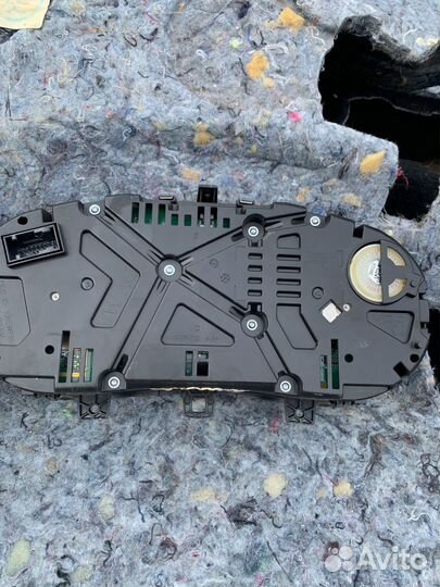 Приборная панель Skoda rapid 1