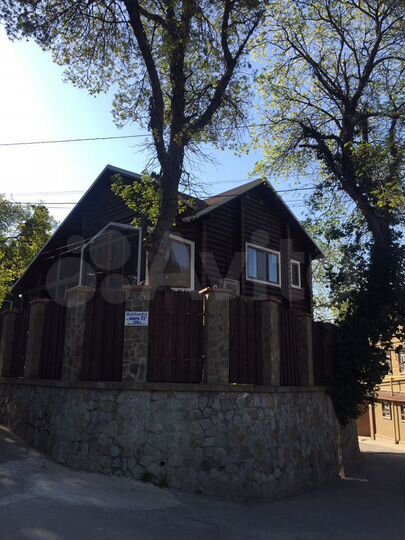 Дом 160 м² на участке 3 сот.