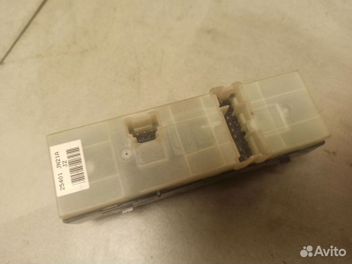 Блок управления стеклоподъемниками 25401JN21A