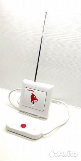 Кнопка вызова персонала с выносной кнопкой в руку