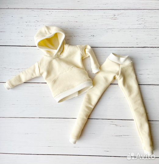 Одежда для кукол барби. Комплект спортивный костюм