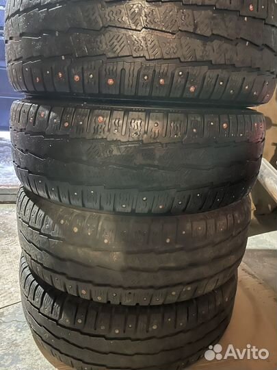 Michelin Agilis 225/70 R15C