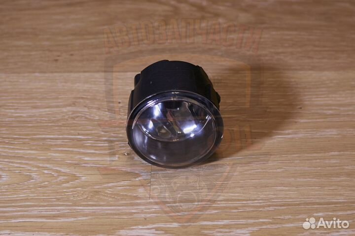 Туманка Nissan March/Micra K12 2002-2010