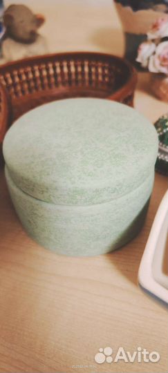 Шкатулки.вазочки.декор