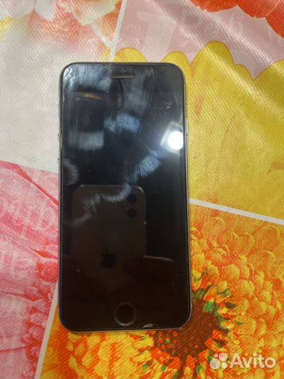 iPhone 6S, 64 ГБ