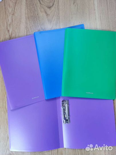 Папка для документов с зажимом