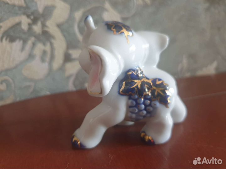 Статуэтка слоник