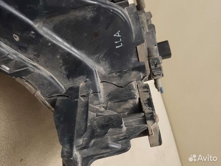 Фара противотуманная левая Hyundai Santa Fe 3 DM