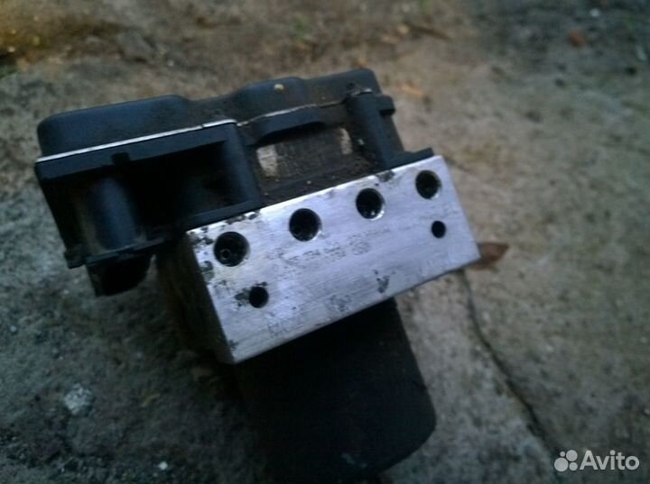 Блок ABS (насос) для Subaru Legacy Outback