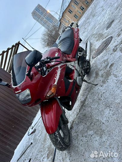 Продам Kawasaki zzr400-2