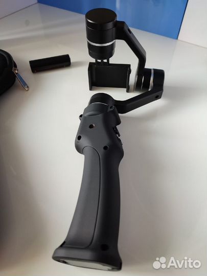 Стабилизатор для смартфона