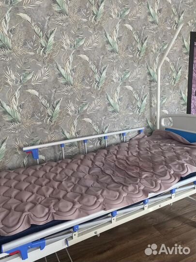 Медицинская кровать для лежачих больных бу