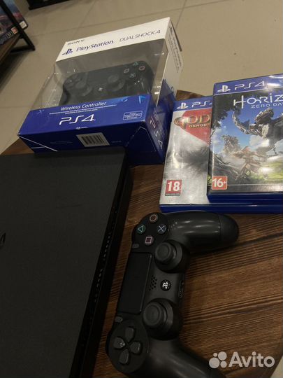 Sony PS4 500gb + игры