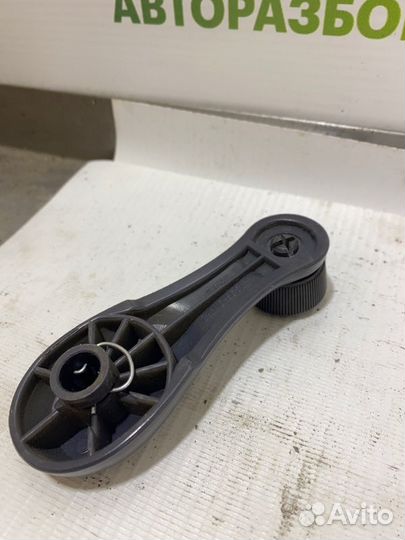 Ручка стеклоподъемника задняя правая Daewoo Matiz