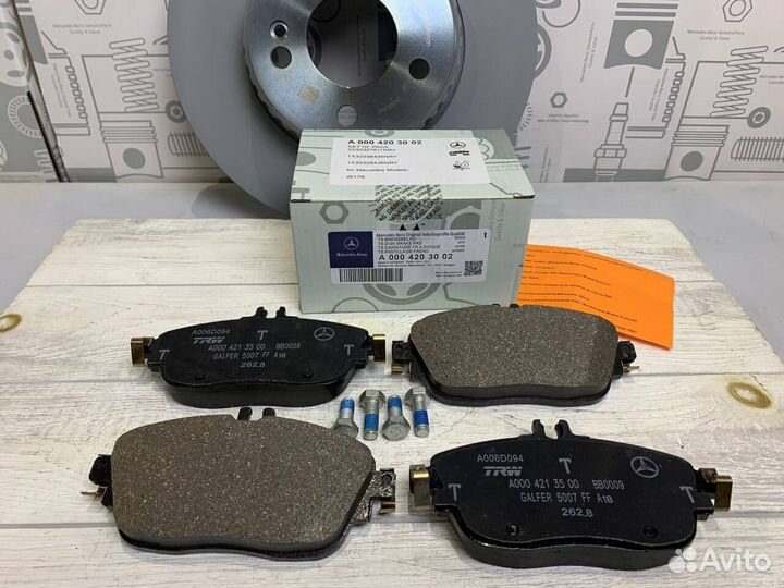 Колодки тормозные передние Mercedes CLA-Class, C11