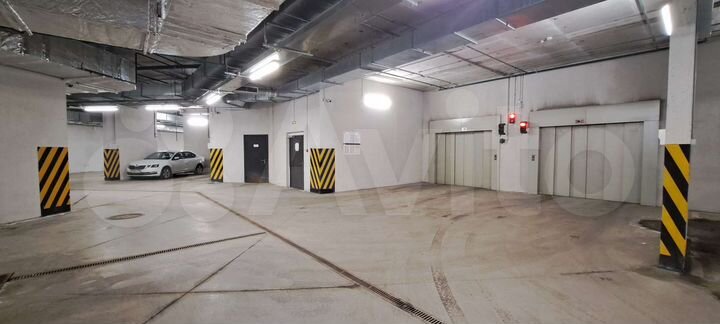 Машиноместо, 14 м²