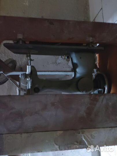 Швейная машина