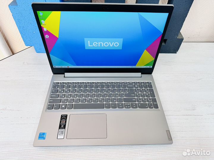 Новый нoутбук соrе i3-1115g4 IPS