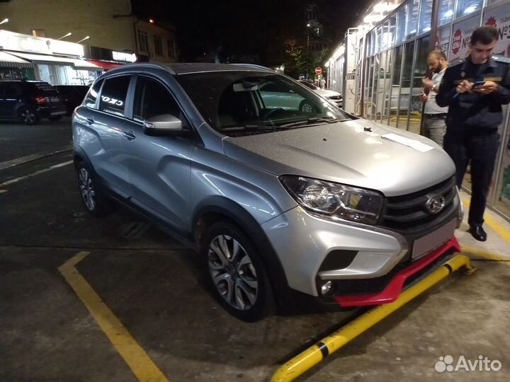 LADA XRAY Cross 1.8 МТ, 2022, 33 341 км