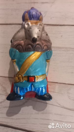 Фарфоровые елочные игрушки