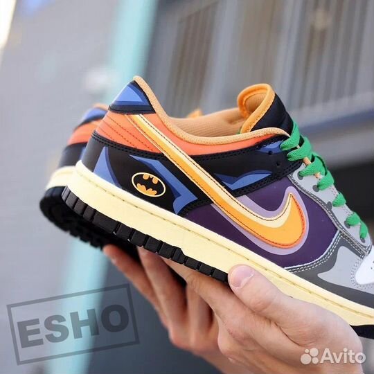 Nike Dunk Low Batman x Joker