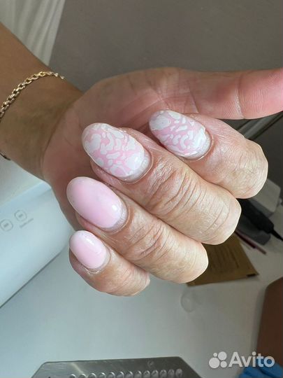 Маникюр. Наращивание ногтей