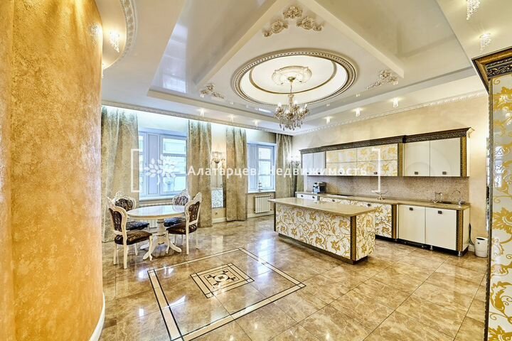 4-к. квартира, 205,3 м², 3/4 эт.