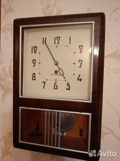 Часы настенные механические СССР