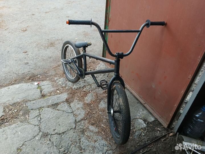 Трюковой велосипед бмх