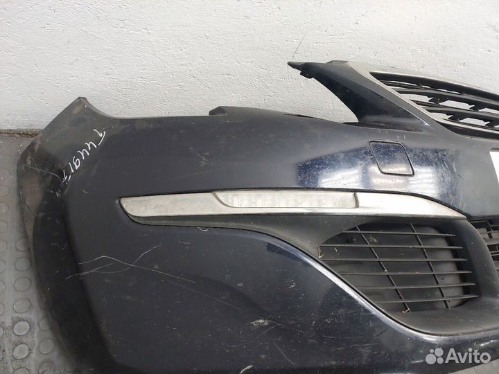 Бампер передний Peugeot 308