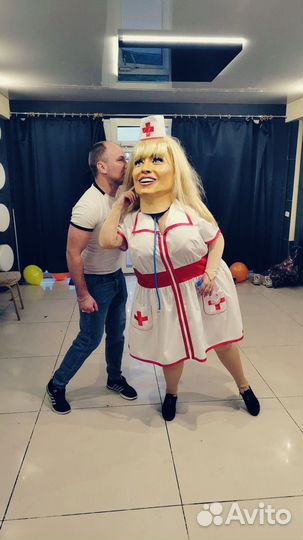 Шуточный стриптиз. Шоу звезд. Ростовые куклы