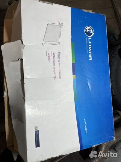 Новй радиатор Ларгус