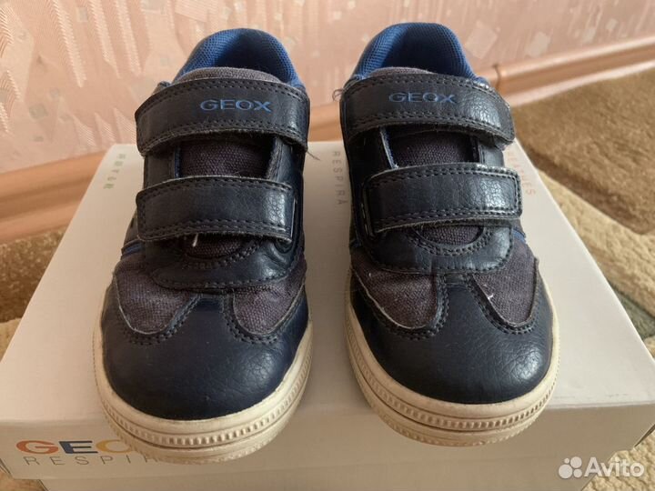 Кроссовки geox