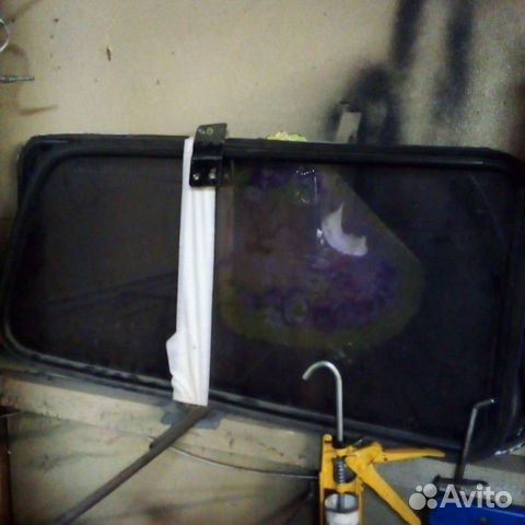 Боковые стёкла на ниву