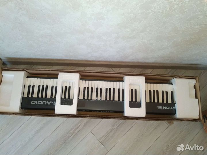 Midi клавиатура m audio