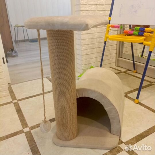 Лежанка и когтеточка