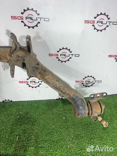 Рычаг задний Toyota Celica ZZT231 2ZZ-GE 2000