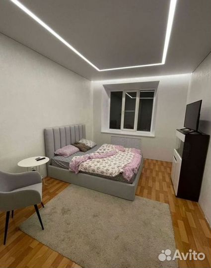Дизайнерская кровать
