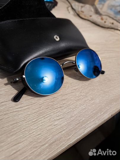 Солнцезащитные очки