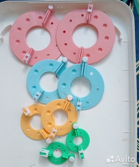 Приспособление для изготовления помпонов