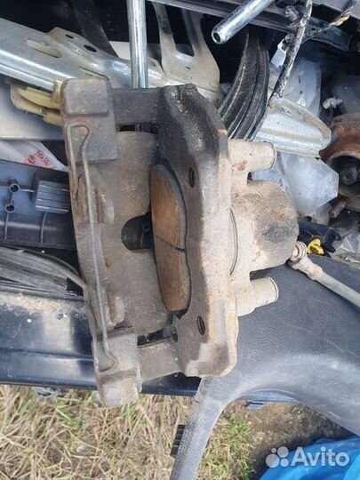 Ford focus 3 супорт тормозной передний диск